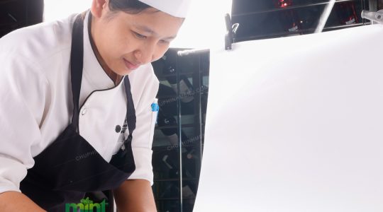 Chụp ảnh menu nhà hàng ở Tây Ninh